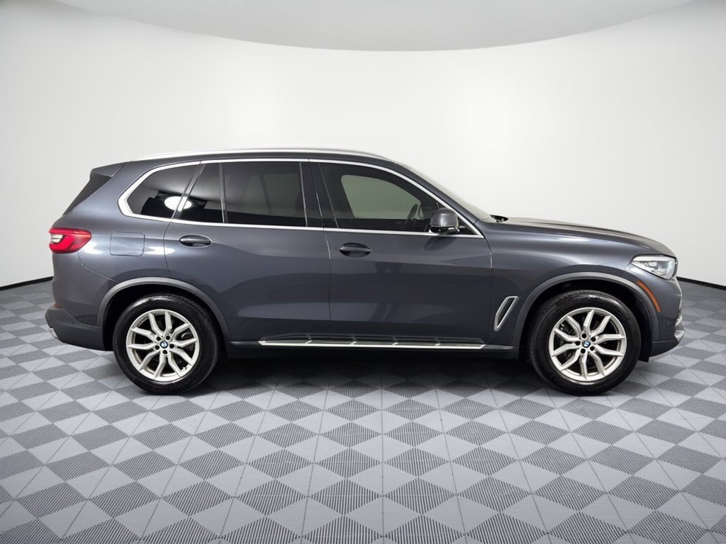 Used 2019 BMW X5 xDrive40i w/ Premium Package AWD/4WD image 8