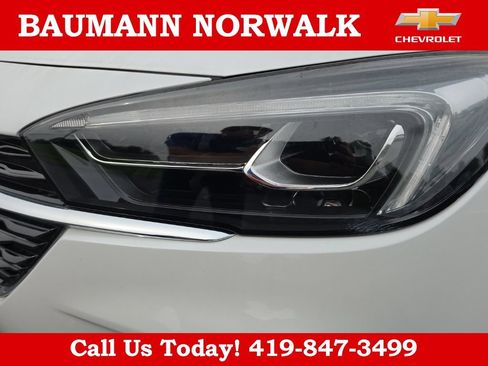 Used 2022 Buick Encore GX Essence w/ Experience Buick Package AWD/4WD image 12