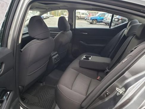 Used 2020 Nissan Altima 2.5 SV image 11
