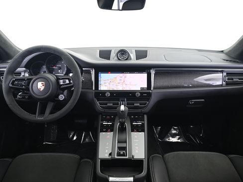 Used 2026 Porsche Macan GTS image 32