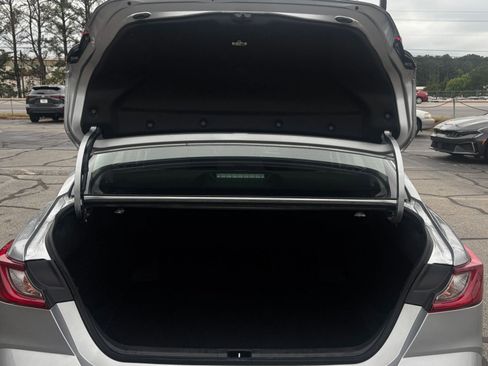 Used 2025 Toyota Camry LE FWD image 34