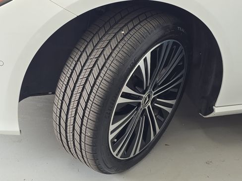 Certified 2023 Mercedes-Benz CLA 250 4MATIC image 32