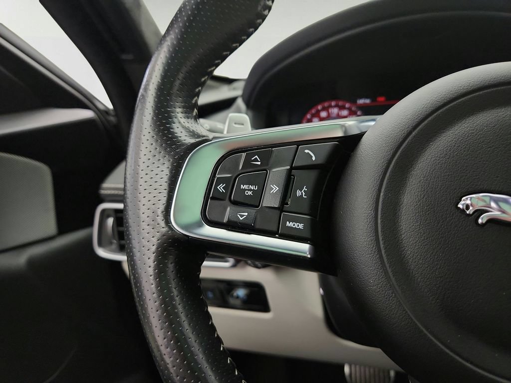 Used 2020 Jaguar F-PACE SVR AWD/4WD image 21