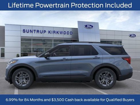New 2026 Ford Explorer Active w/ Active Comfort Package image 3