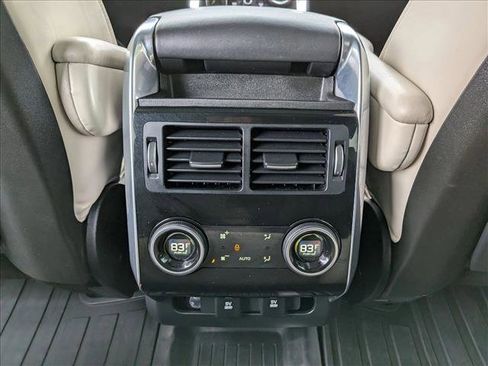 Used 2020 Land Rover Range Rover Sport HST image 19