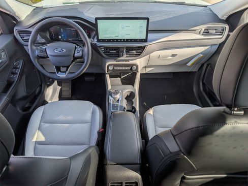 New 2026 Ford Escape SE image 10