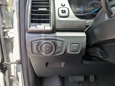 Used 2022 Ford Ranger Lariat w/ Tremor Off-Road Package AWD/4WD image 29