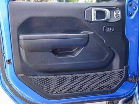 Certified 2021 Jeep Wrangler Unlimited Rubicon w/ Xtreme Recon 35" Tire Package image 19