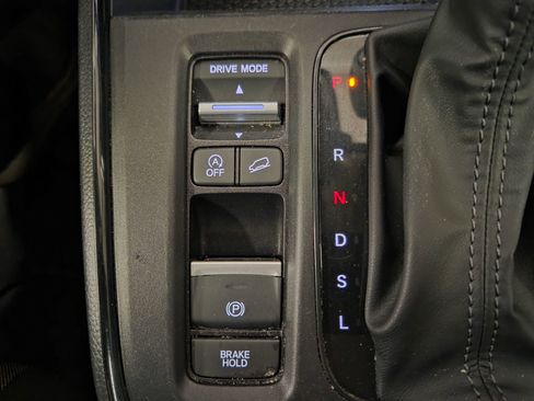Used 2023 Honda CR-V LX image 25
