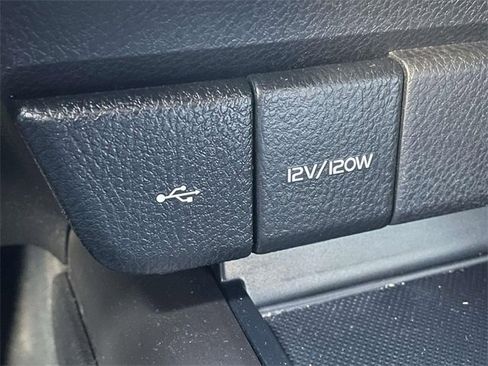 Used 2021 Toyota Camry LE image 9