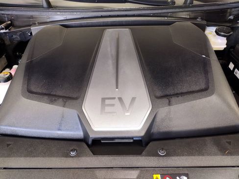 Used 2024 Kia EV6 Light AWD/4WD image 7