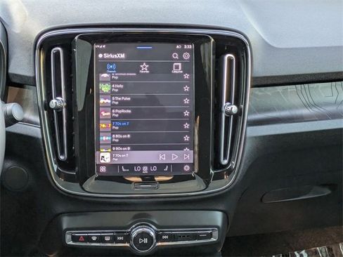 Certified 2023 Volvo C40 P8 Recharge Plus image 23