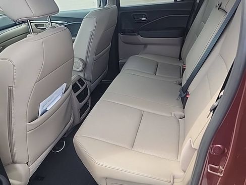 Used 2019 Honda Ridgeline RTL-T image 11