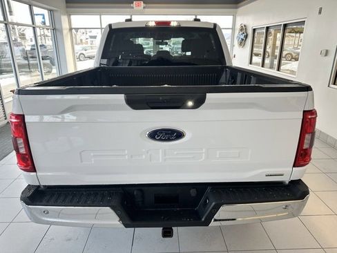 Used 2023 Ford F150 XLT w/ Trailer Tow Package image 5