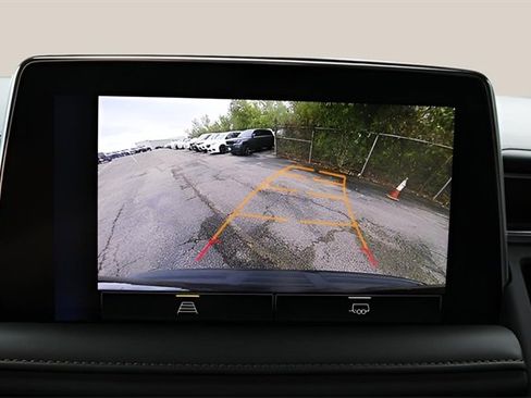 Used 2023 Chevrolet Tahoe Z71 image 25