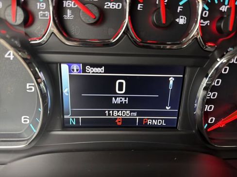 Used 2017 GMC Yukon SLE w/ SLE Value Package image 17