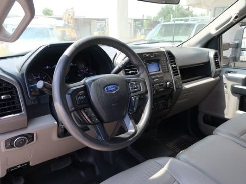 Used 2022 Ford F250 XL w/ Power Equipment Group AWD/4WD image 11