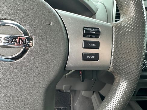 Used 2019 Nissan Frontier SV image 14