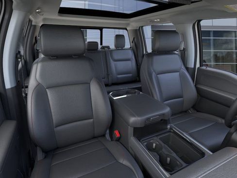 New 2026 Ford F250 Lariat w/ Black Appearance Package image 10