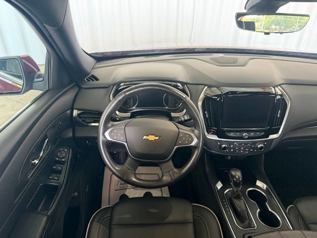 Used 2022 Chevrolet Traverse Premier AWD/4WD image 12