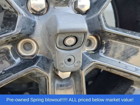 Used 2018 Jeep Wrangler Unlimited Sport S AWD/4WD image 11