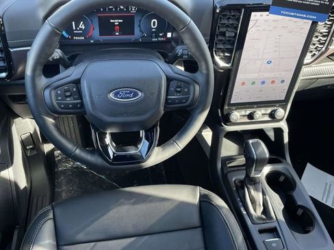 New 2025 Ford Ranger Lariat w/ FX4 Off-Road Package image 3