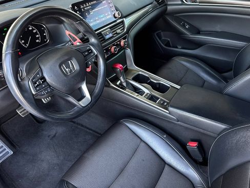 Used 2018 Honda Accord Sport image 12