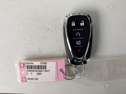 Used 2022 Chevrolet Blazer LT FWD image 19