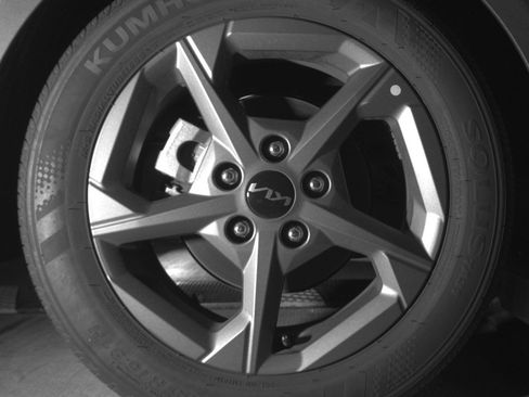 Used 2025 Kia K4 LXS image 15