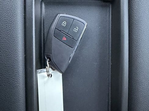 Used 2025 Chevrolet Silverado 1500 W/T w/ WT Value Package image 27