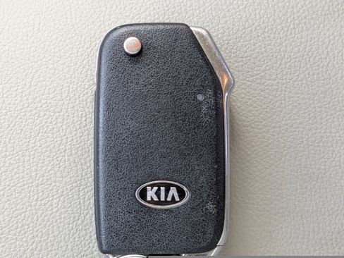 Used 2021 Kia Soul LX image 37