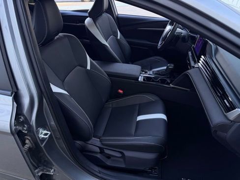 Used 2025 Toyota Camry LE image 9