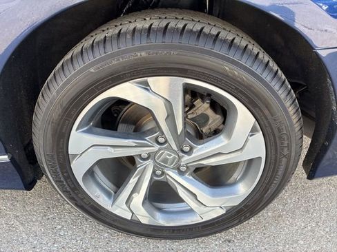 Used 2018 Honda Accord EX-L image 11