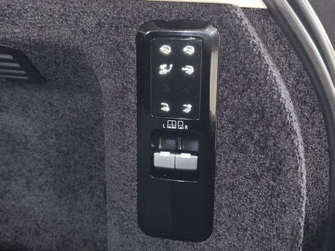Used 2023 Land Rover Range Rover Long Wheelbase Autobiography AWD/4WD image 59