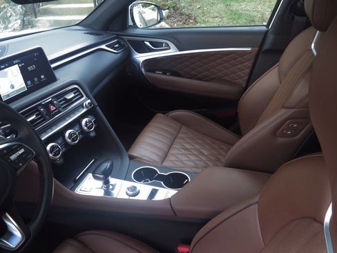 Used 2021 Genesis G70 3.3T w/ Prestige Package image 14