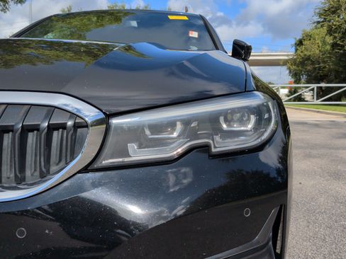 Used 2020 BMW 330i Sedan w/ Convenience Package RWD image 3