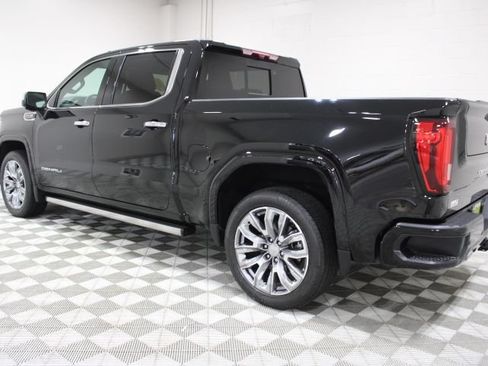 Used 2025 GMC Sierra 1500 Denali w/ Denali Reserve Package AWD/4WD image 10
