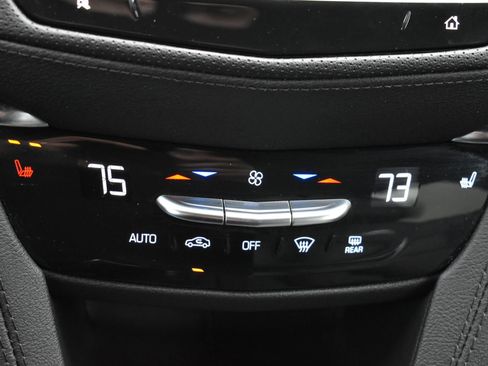 Used 2023 Cadillac XT5 Sportv w/ Technology Package image 29