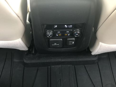 Certified 2022 Buick Enclave Avenir w/ Trailering Package, 5000 lbs. AWD/4WD image 35
