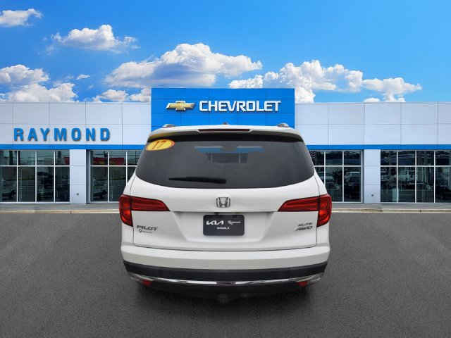Used 2017 Honda Pilot Elite image 4