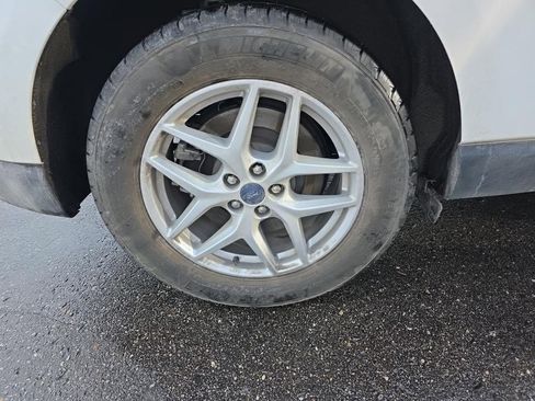 Used 2022 Ford Edge SEL image 14