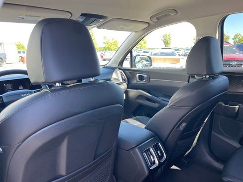 New 2026 Kia Sorento EX image 25