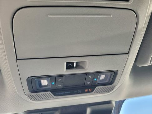 New 2025 Ford F550 4x4 SuperCab Super Duty image 28