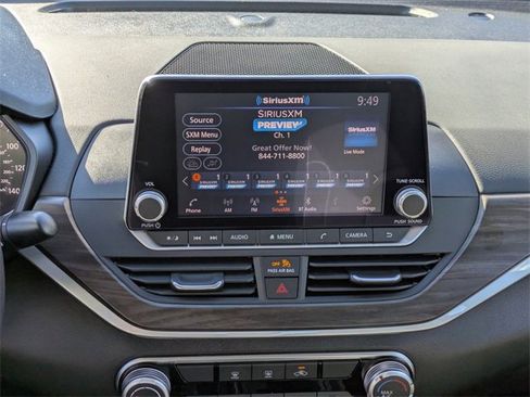 Used 2023 Nissan Altima 2.5 SV image 17