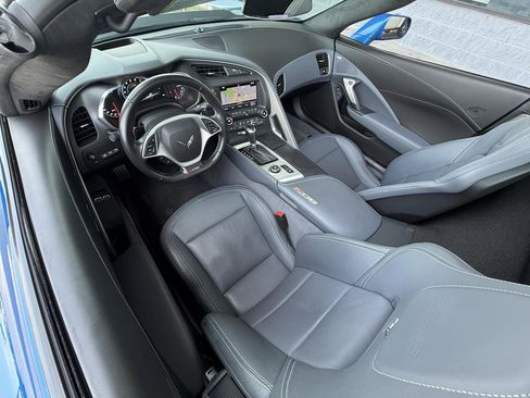 Used 2016 Chevrolet Corvette Z06 Coupe w/ 3LZ w/ 3LZ Preferred Equipment Group RWD image 15