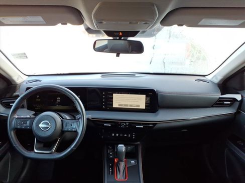 Used 2025 Nissan Kicks SR image 20