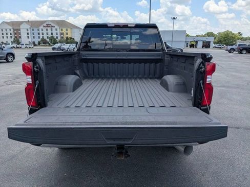 Used 2022 Chevrolet Silverado 2500 LTZ w/ LTZ Plus Package AWD/4WD image 13