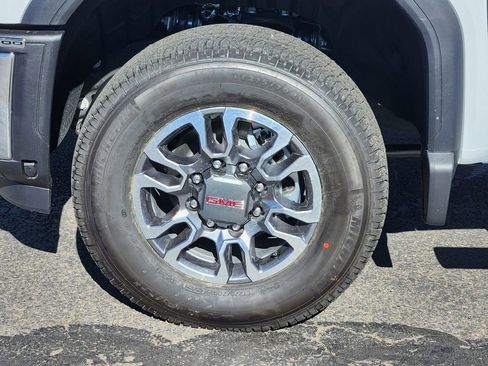 New 2026 GMC Sierra 3500 Pro w/ Convenience Package image 9