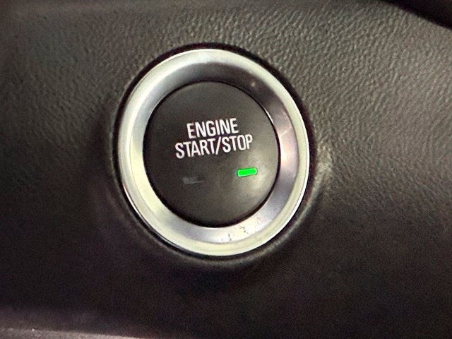 Used 2022 GMC Terrain SLT w/ Tech Package FWD image 28