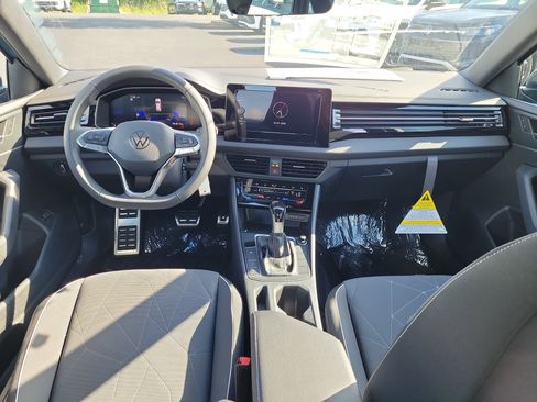 New 2026 Volkswagen Jetta Sport FWD image 2